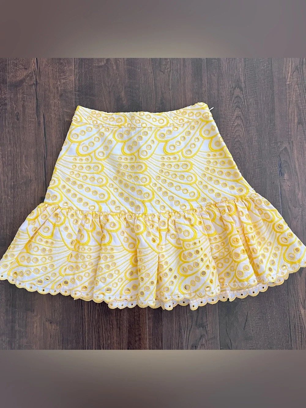 CHARO IBIZA 1989 Yellow Eyelet Ruffle Mini Skirt — Sunny Embroidered Style - Picture 1 of 4